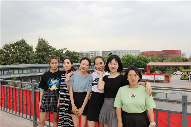 我校远景学院学霸宿舍“C位出道”