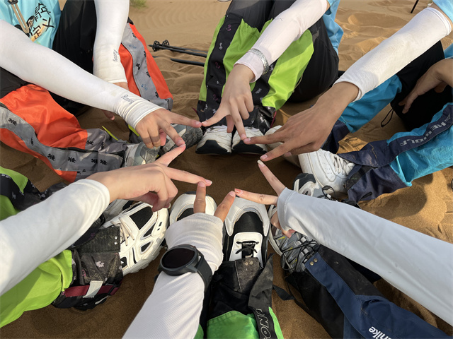 我校书院师生受邀参加第五届中国大学生沙漠挑战赛