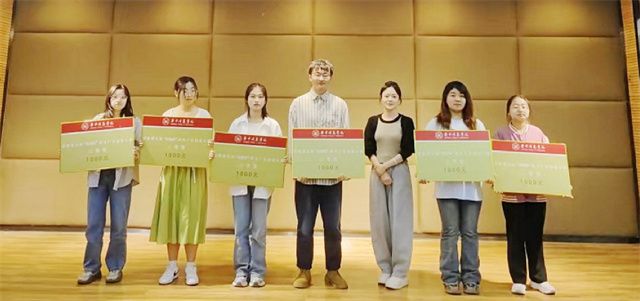 第五届“创想杯”招生广告创意大赛顺利结束