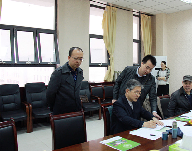山西农大副校长邢国明带专家组对我院进行专业评审工作指导