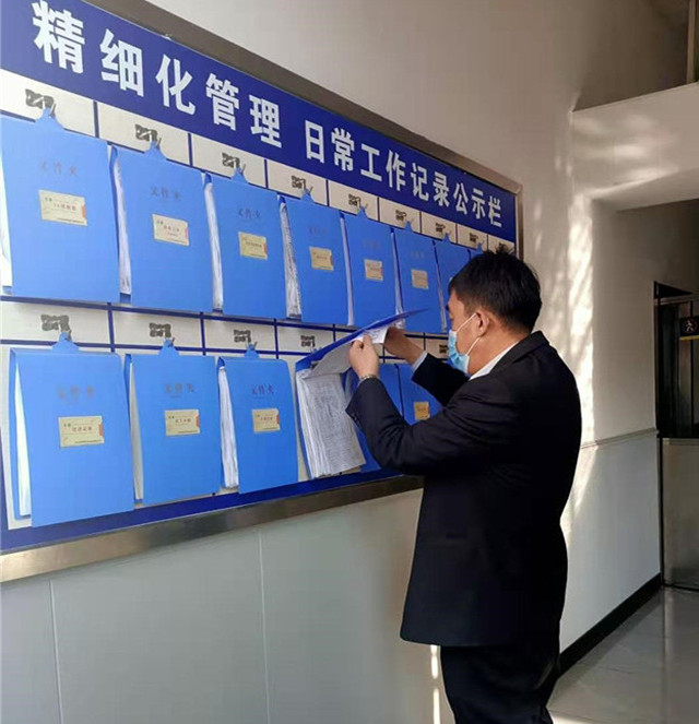 回眸与展望Ⅸ：让信院充满烟火气息的平凡人
