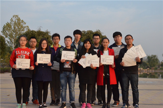 回眸与展望XⅢ:聚力转型升级 开创学校内涵发展新局面