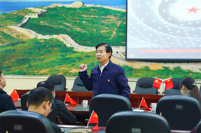 振奋！我校师生收听收看并热议党的二十大开幕会盛况