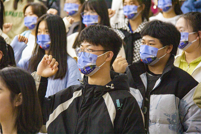 青春启航!我校分批举行2022级新生开学典礼