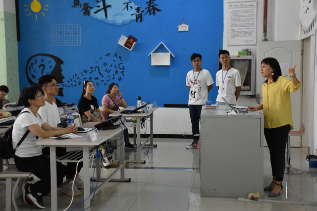 大数据学院、信息工程学院2019级新生家长开放日顺利举行