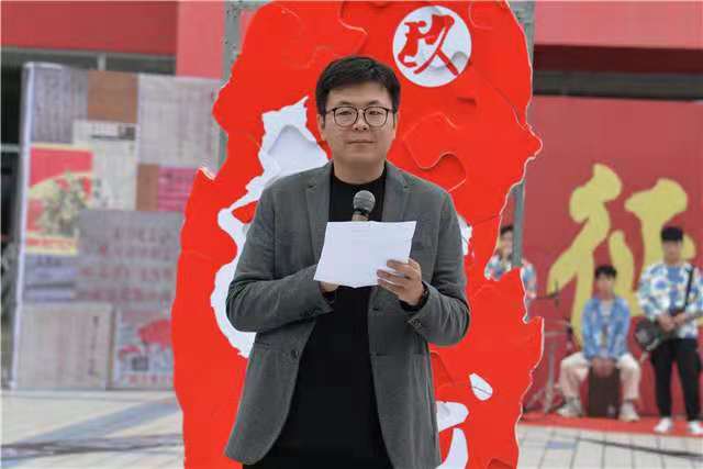 我校第九届“魅夜乌马河”校园戏剧节盛大开幕