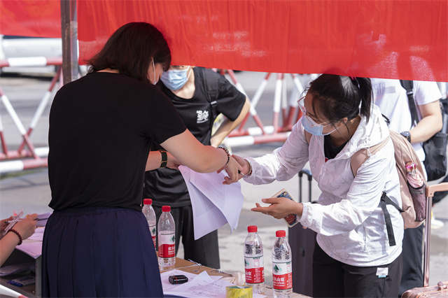 欢迎回家!暖心服务助力我校2022届毕业生顺利返校