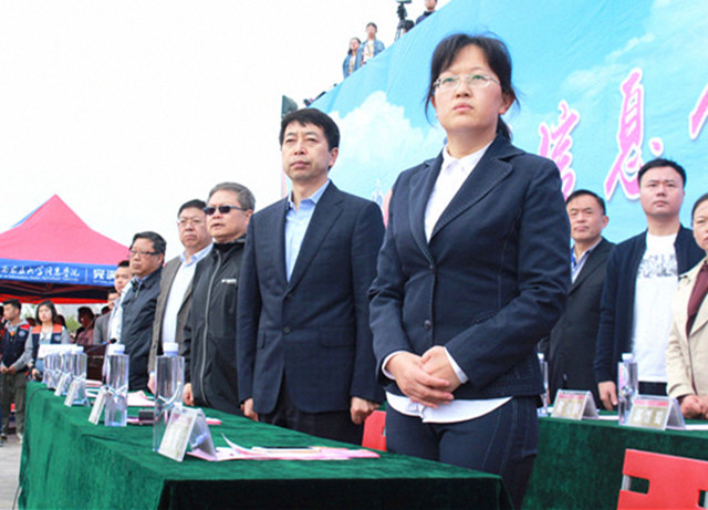 活力青年强国,演绎完满信院——我校第十二届春季田径运动会隆重开幕