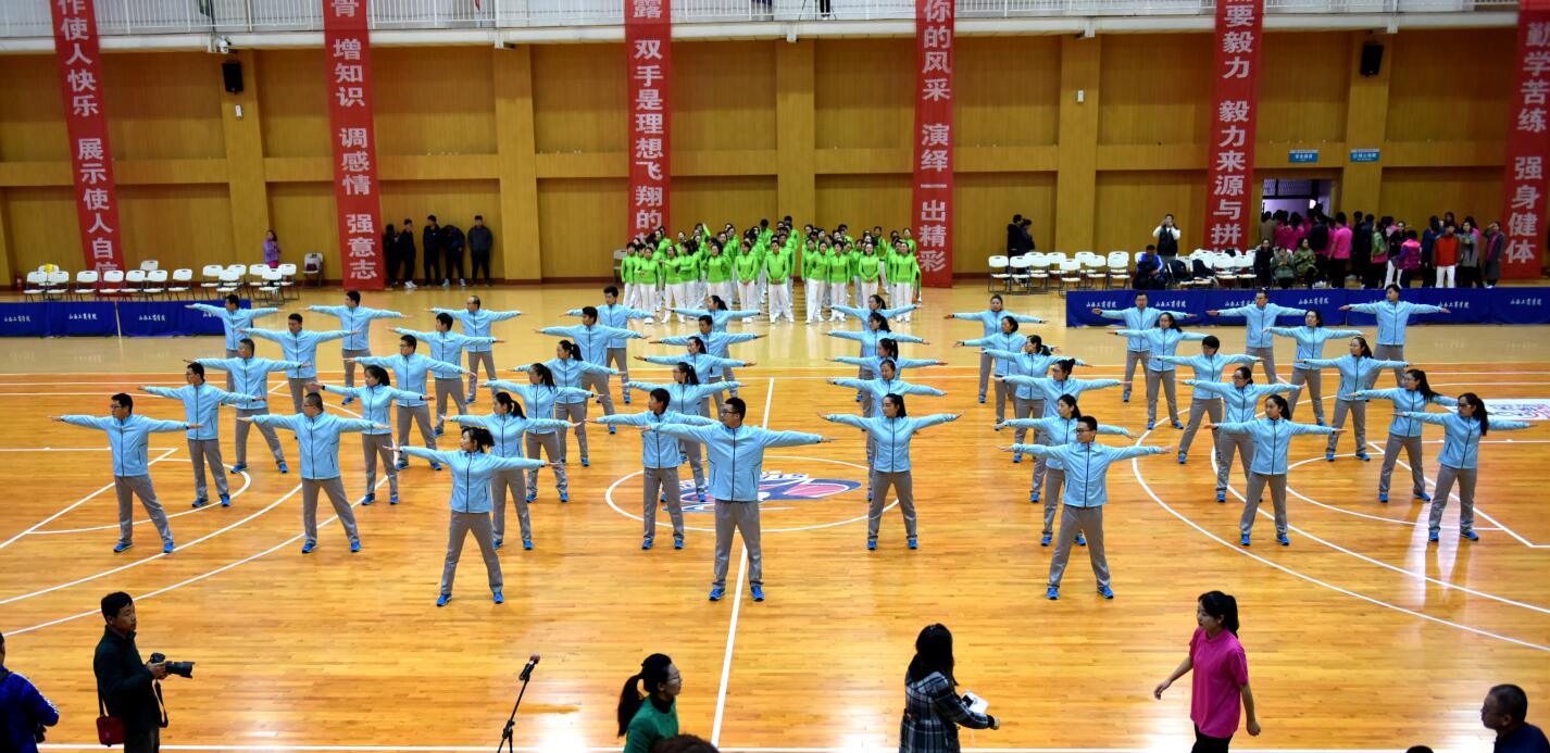 我院参加教科文卫体工会系统广播体操比赛