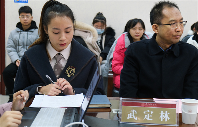 太谷区“统战理论政策研究基地”“侨胞之家”在我校授牌成立