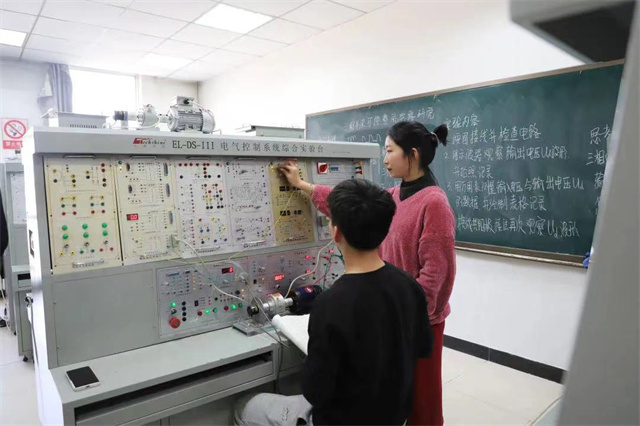 应用型实力高校的创新之路②:注重实践教学 深化产教融合 助推应用型人才培养