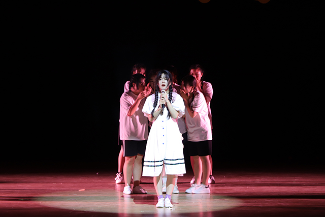 手舞心灵 用心演绎无声之爱——第三届“阳光心态 灿烂人生”手语操暖心开赛