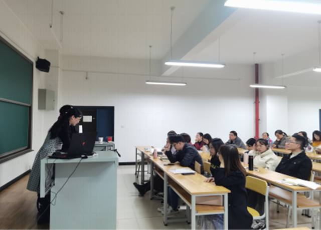 聚焦现代教育技术应用 提升教师信息素养能力——本学期第四期新入职教师教学培训活动顺利开展