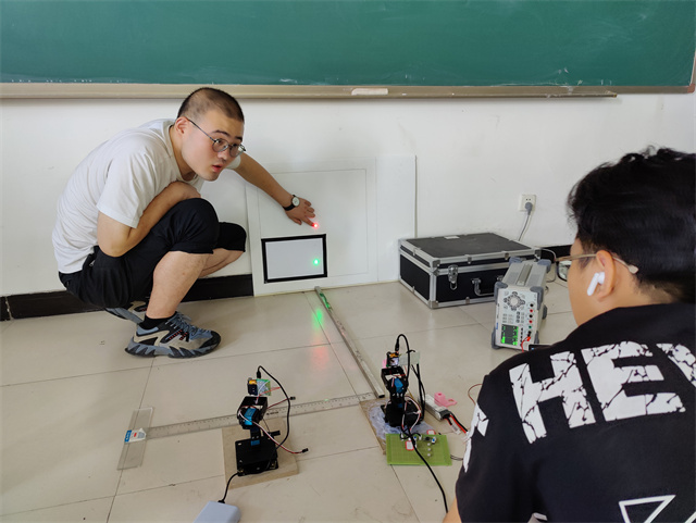 喜报!我校学子在2023年全国大学生电子设计竞赛中荣获佳绩
