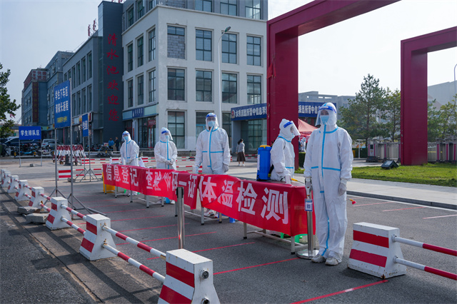 以“演”筑防,以“练”迎新——我校开展2022年秋季开学疫情防控应急处置演练