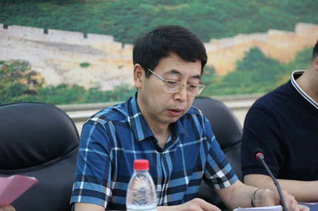 完满教育学年工作总结会巩固成果 指明前行方向