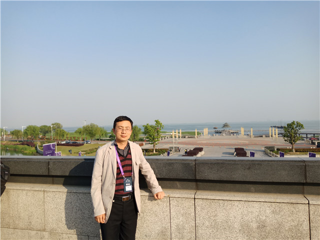回眸与展望Ⅳ:一线教职工的十年耕耘与收获