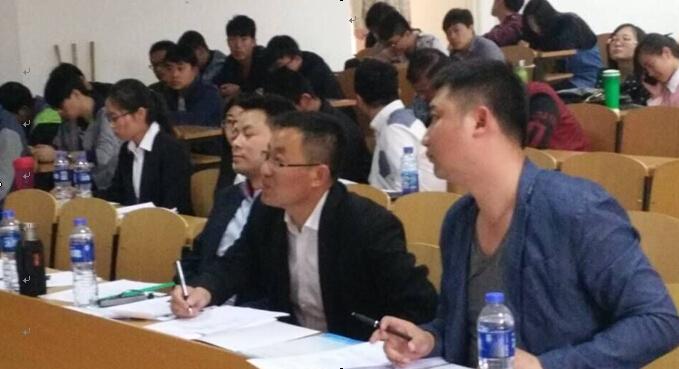我院成功举办2016年大学生招聘模拟面试大赛