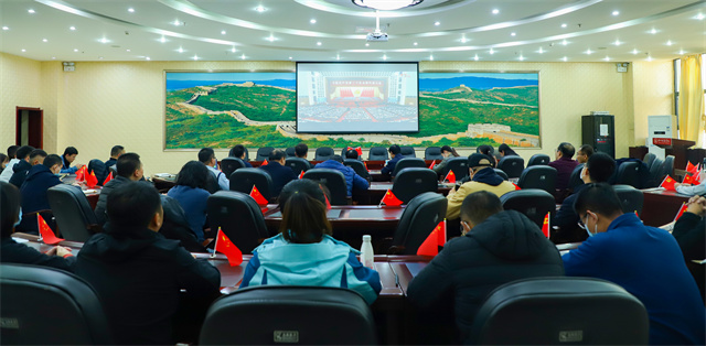 振奋！我校师生收听收看并热议党的二十大开幕会盛况