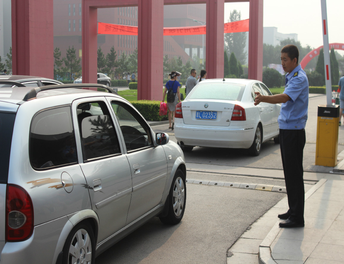 【新生入学】青春列车，今日出发——图说2016级新生报到注册