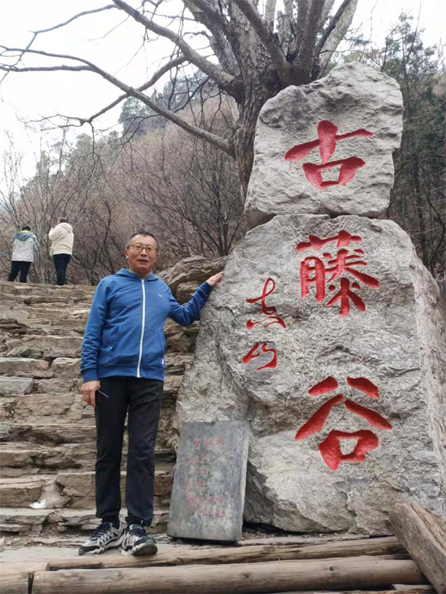 【我与信院的故事】胡隽:象牙塔的卫士