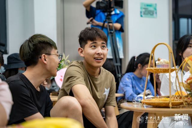 书院围炉夜话第8期:有趣又有梗,真实无厘头——“动”见科幻影视的另一种可能