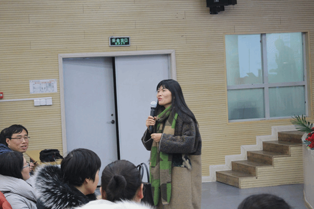 淬炼商学院聚焦课程建设 深化内涵发展