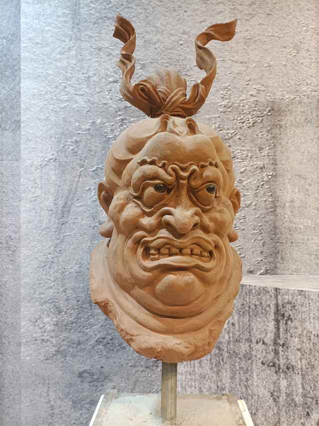 雷云龙:借科幻艺术为学生插上想象的翅膀
