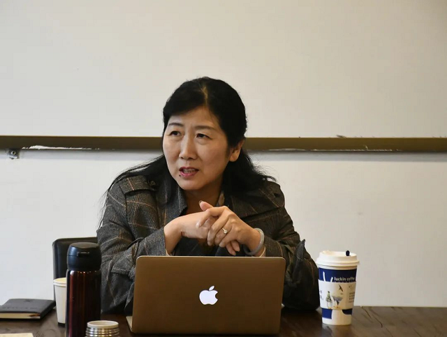 集团通识教育顾问潘迎春教授莅临我校指导教学工作