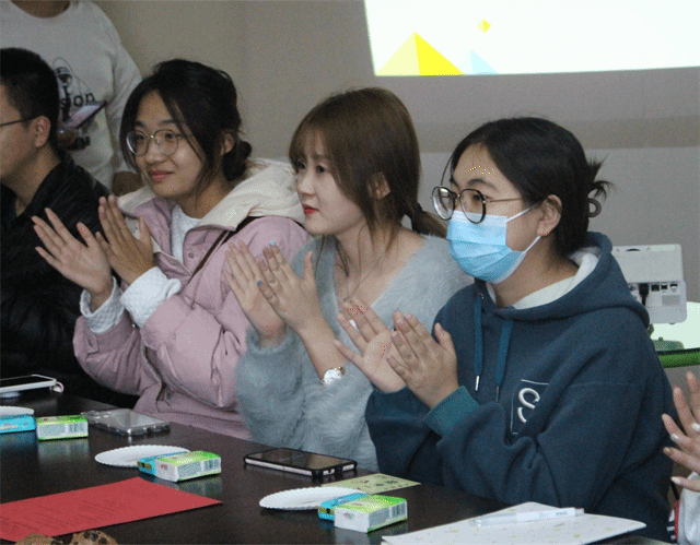 【我和院长有个约会】对话院长:赢在求职起跑线