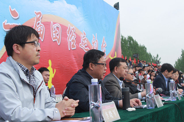 活力青年强国,演绎完满信院——我校第十二届春季田径运动会隆重开幕