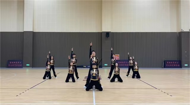 传承与绽放——我校运动舞蹈队用4项省赛第一为2022添彩!