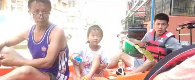李俊博:一名素拓教师的情怀与担当