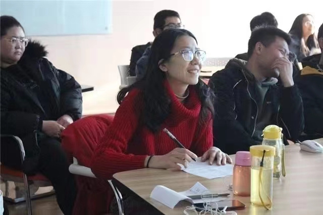 【我与信院的故事】贾云霞:因为爱所以爱 爱上课堂 真诚交流