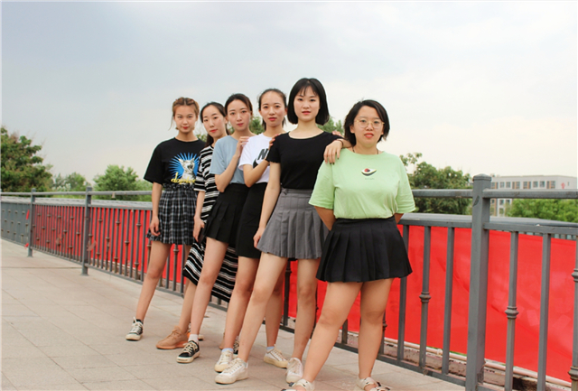 我校远景学院学霸宿舍“C位出道”