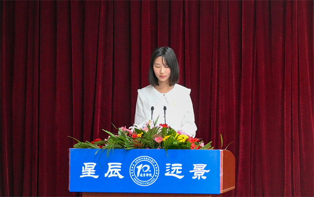 青春启航!我校分批举行2022级新生开学典礼