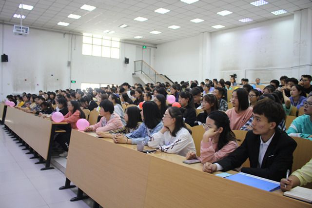 【聚焦商科】旁征博引论模式 引经据典话创新——淬炼商学院邀请赵公民教授作专题讲座