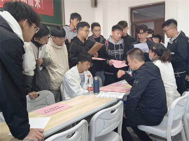 双向奔赴!我校智能工程学院开展2024届毕业生秋季双选会