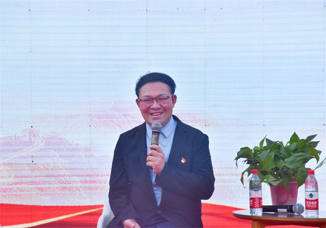 青春启航!我校分批举行2022级新生开学典礼