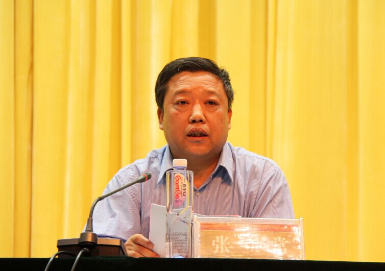 学院召开教师节表彰大会 百万基金奖励优秀教职工