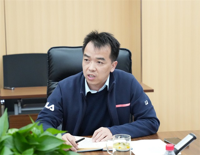 学习二十大 奋进新征程——我校召开新进教职工座谈会