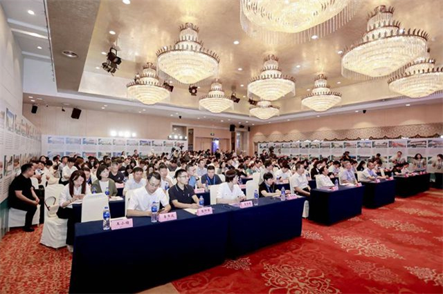 100所院校100家企业齐聚南京共商“产教融合”