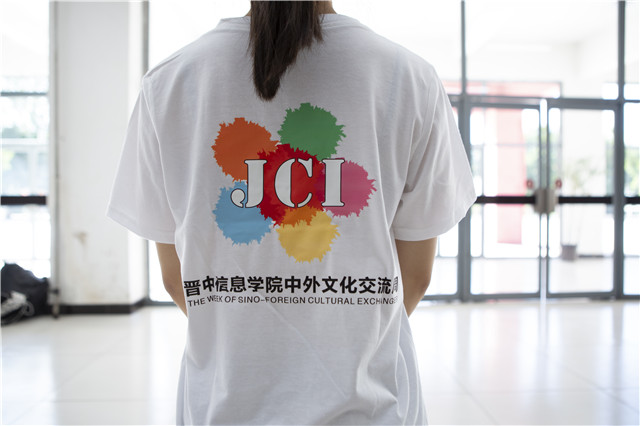 我校首届“中外文化交流周”拉开帷幕