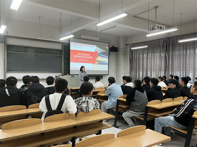 【我与信院的故事】董文媛:热爱我的热爱