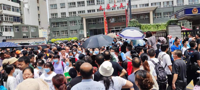 助力高考 梦想起航——我校设立高考加油站为莘莘学子助力加分