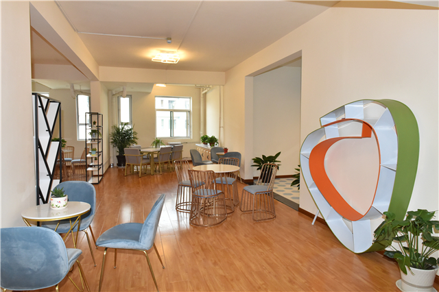 学校七大书院全面落成