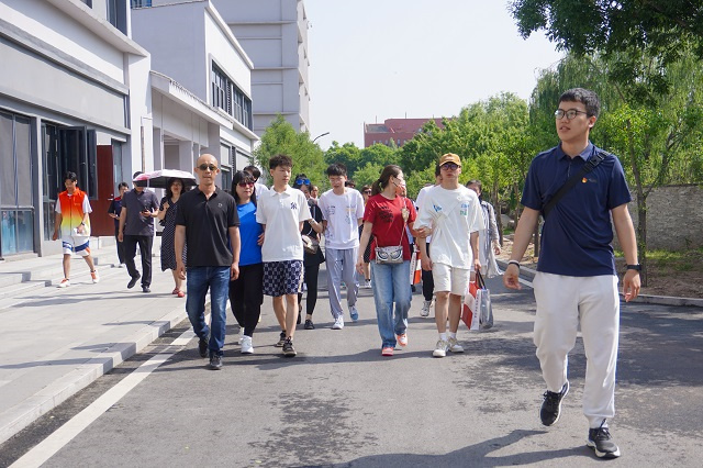 【家长开放日】智能工程学院家长代表齐聚校园携手共育 静待花开