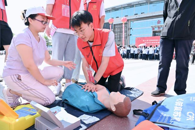 我校师生志愿者助力太谷区哲学社会科学普及宣传周