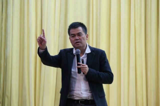 著名公益人邓飞受聘为我院公益服务特别顾问