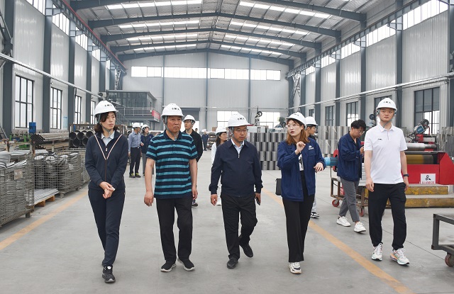 访企拓岗,我校开启校地、校企合作新篇章